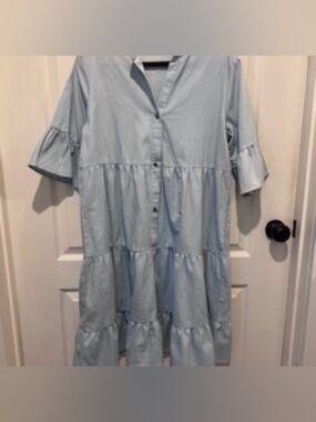 Women’s XL Light Blue Tiered Button Down Dress Bell Sleeves